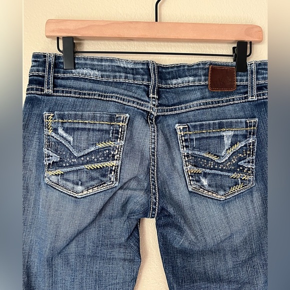 BKE Sabrinaโ Cropped Jeans - Picture 6 of 7